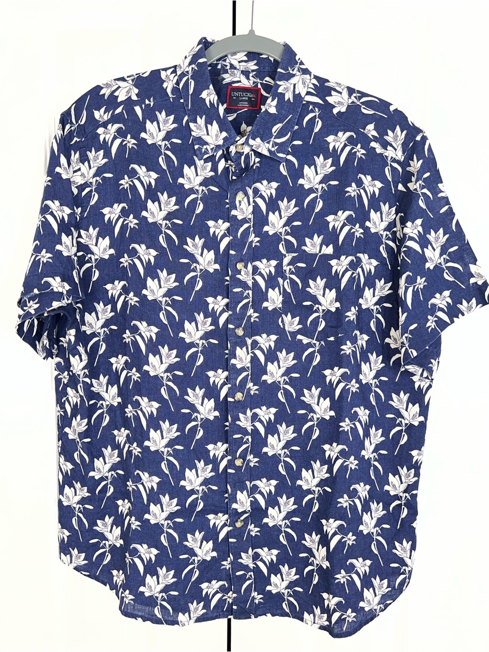 UNTUCKit Navy & White Floral Short-Sleeve Button-Down Shirt